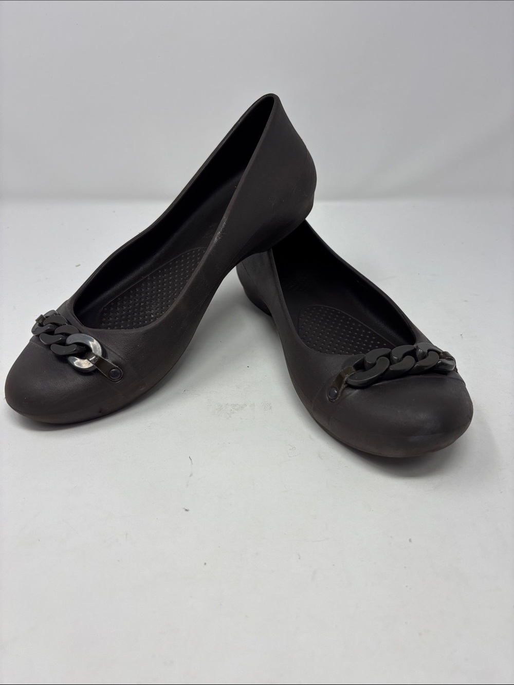 Crocs Women's brown Chain-Accent Ballet Flats 8